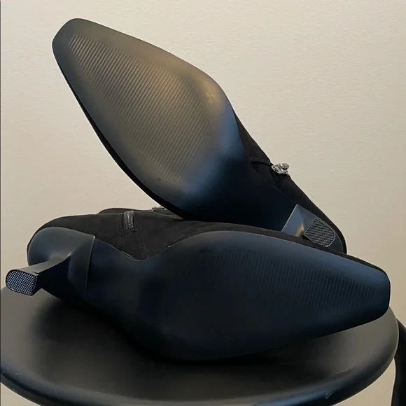 Steve Madden Black Heeled Boots - Picture 3 of 3